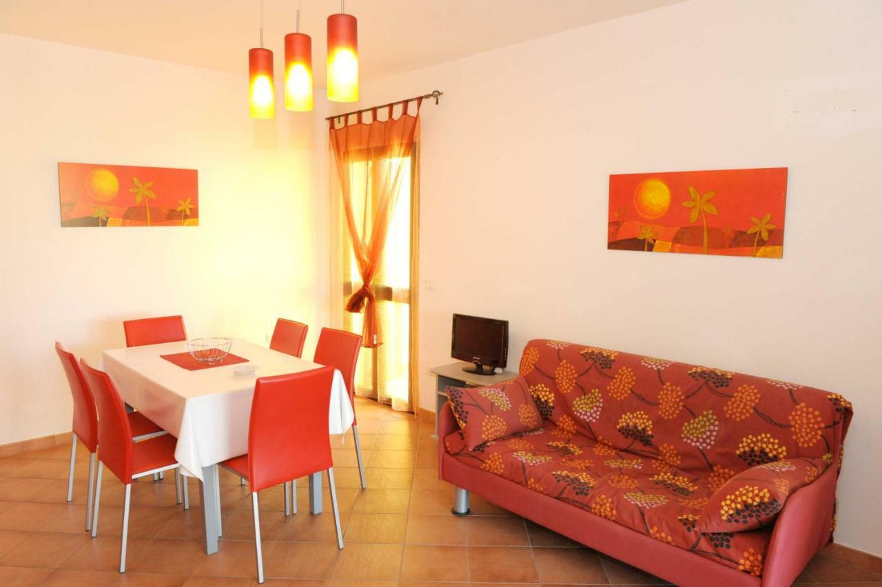 Via Costantino Apartment Budoni Exterior photo