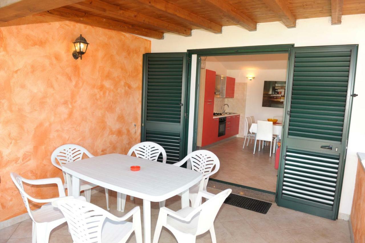 Via Costantino Apartment Budoni Exterior photo
